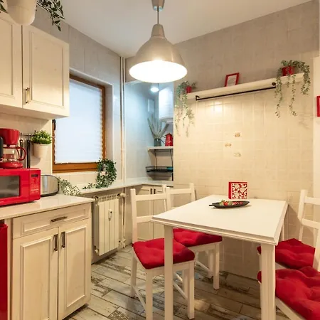 Апартаменты Living Redefined: Wonderful 2br At Piata Natiunilor Unite *